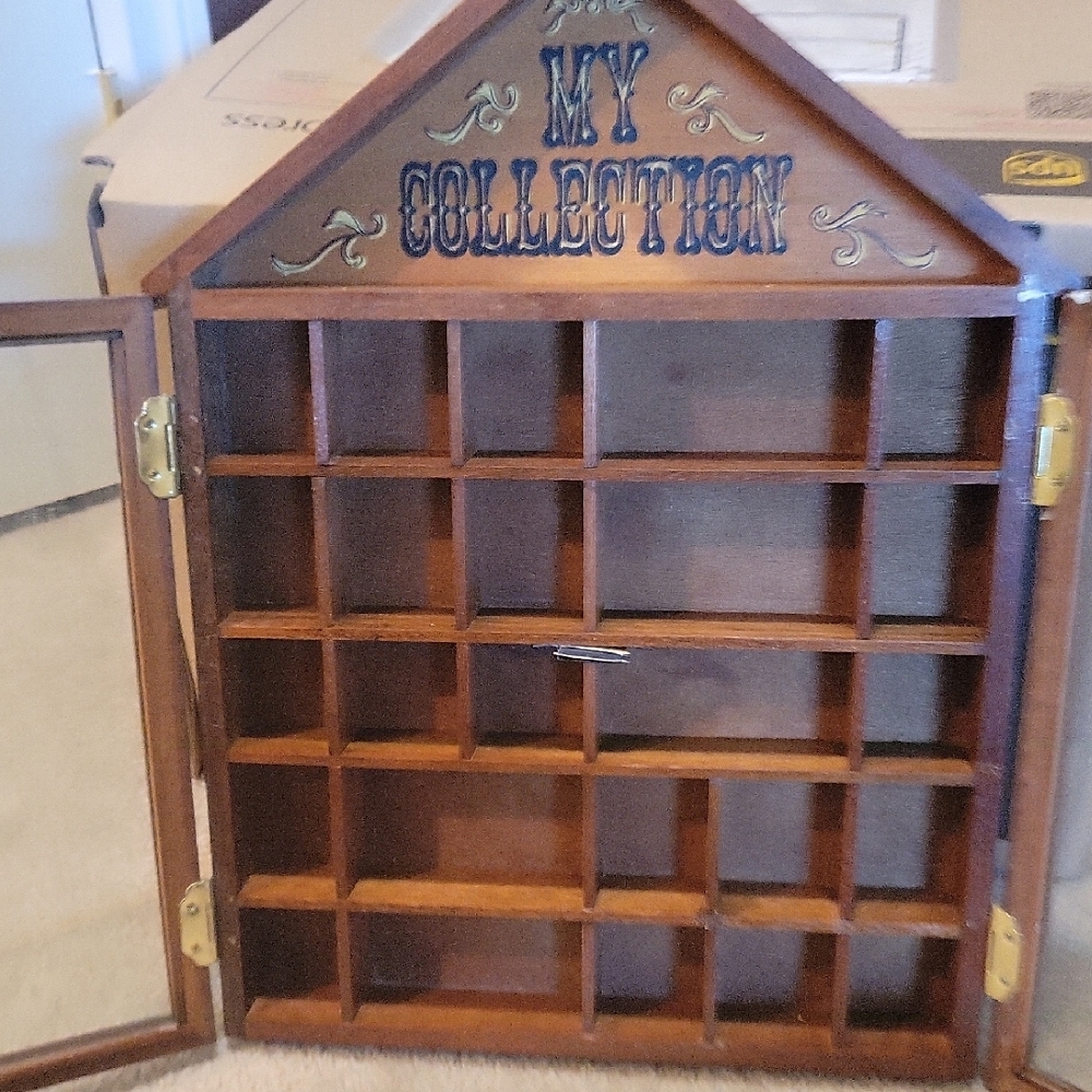 Enesco Brown Display Shelves Wall Decor - Picture 5 of 13